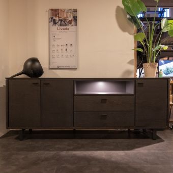 Henders & Hazel Livada